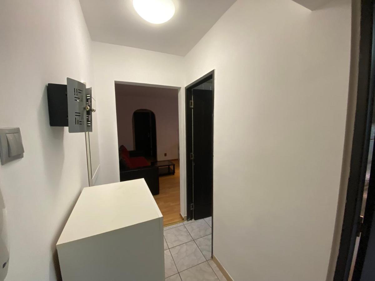 Ferienwohnung Sleep & Go Parcare Gratuita Self Check-In Bukarest Exterior foto