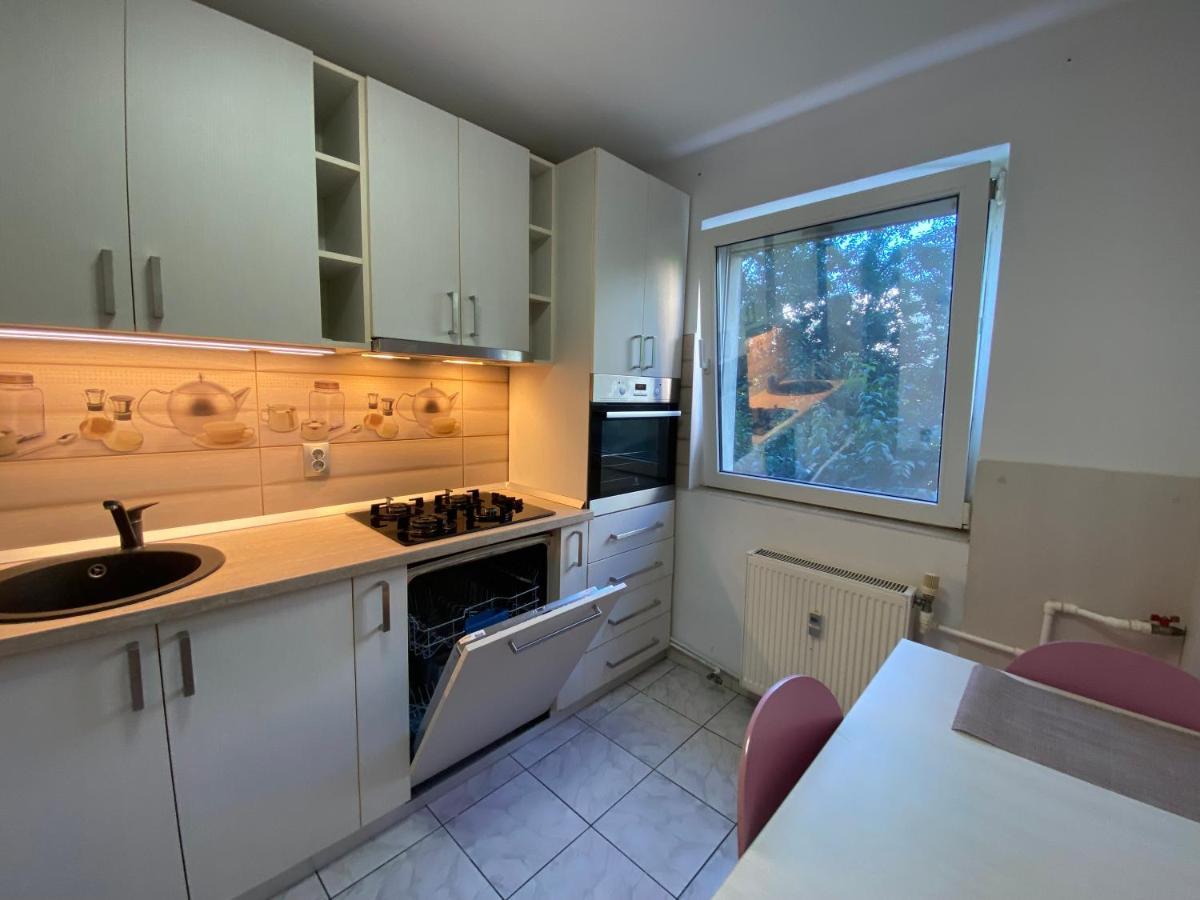 Ferienwohnung Sleep & Go Parcare Gratuita Self Check-In Bukarest Exterior foto